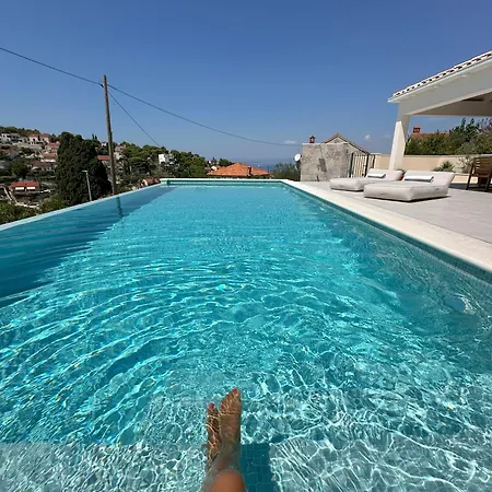 Villa Brachia