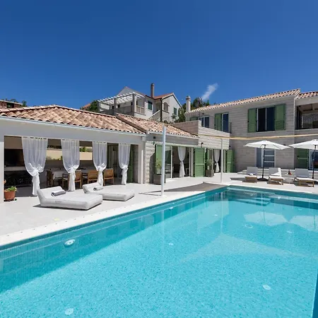 Brachia Villa *