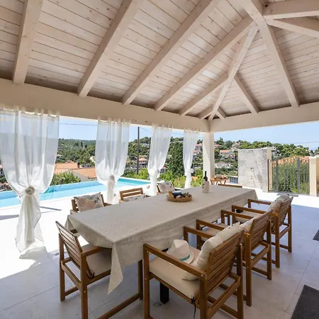 Villa Brachia