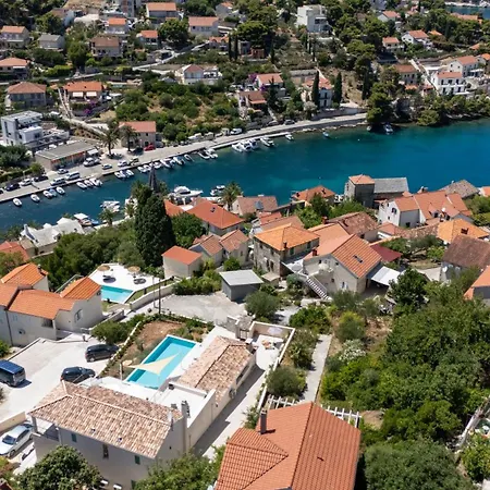 Villa Brachia