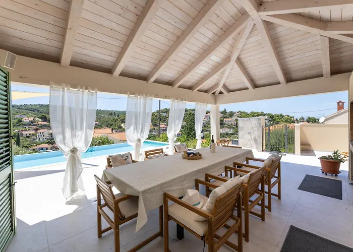 Vila Brachia