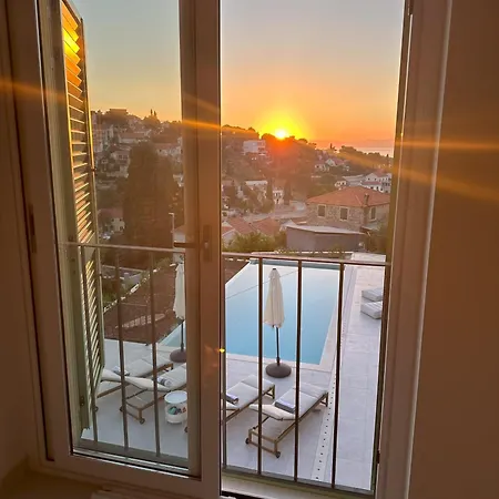 Brachia Villa