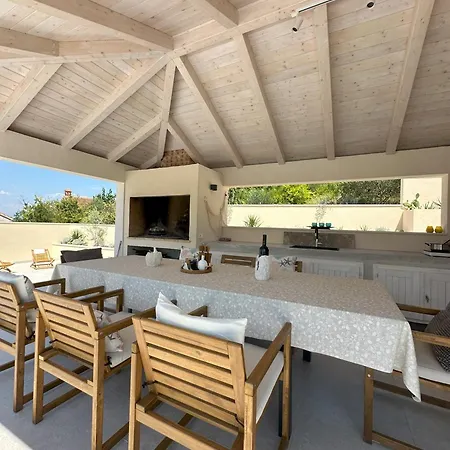 Villa Brachia Splitska