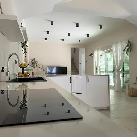 Brachia Villa Splitska