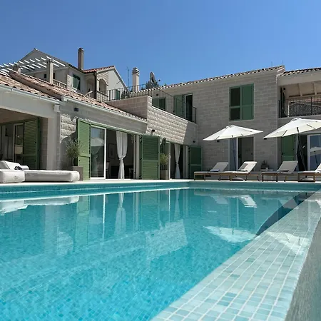 Brachia Villa Splitska
