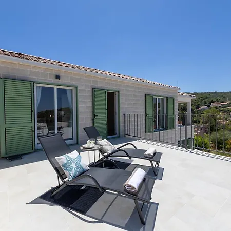 Brachia Villa Splitska