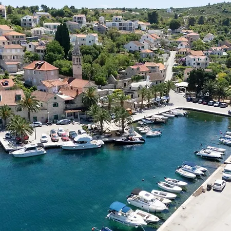 Villa Brachia *